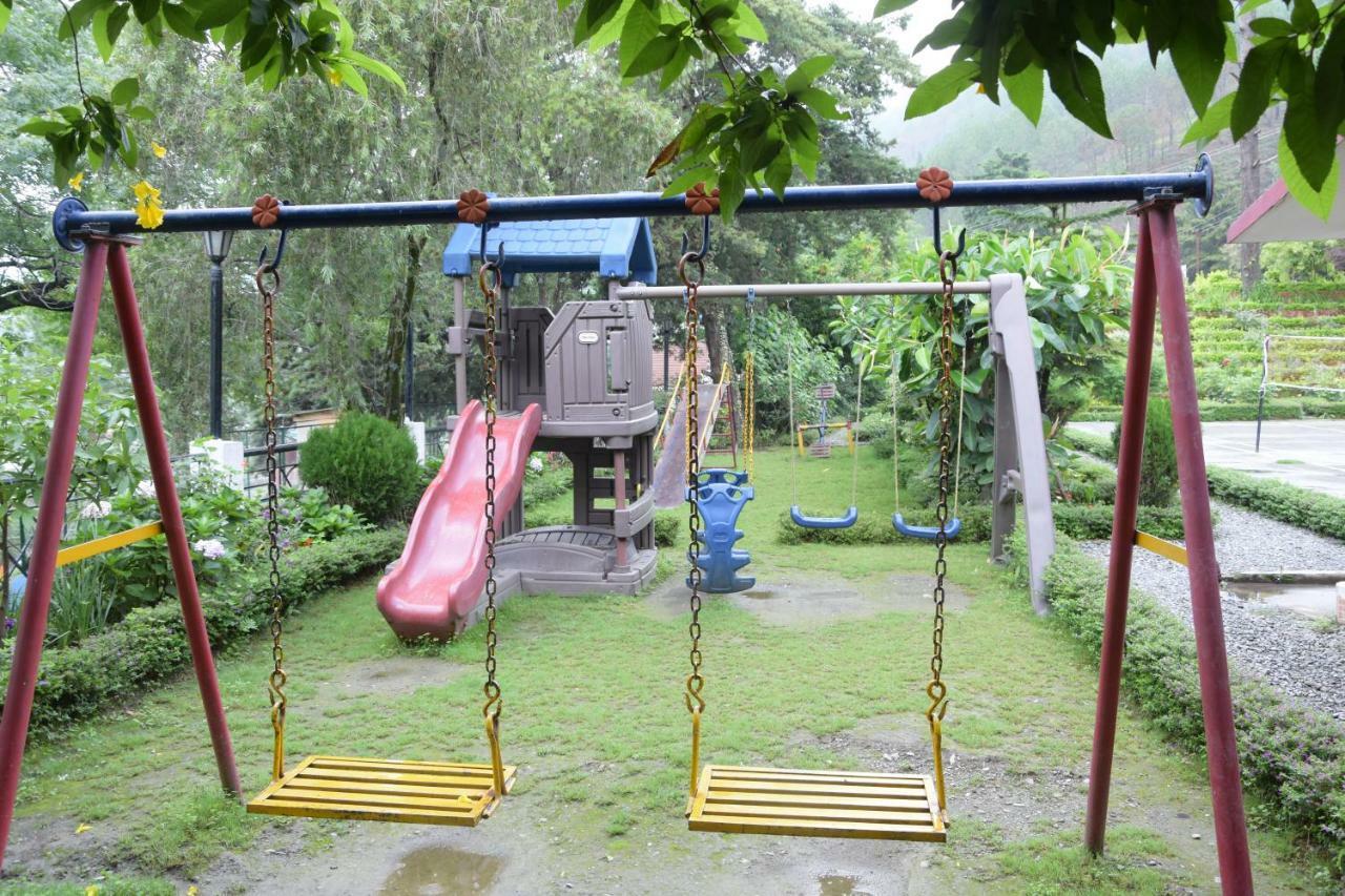 8Fold-Pinecrest By Larisa, Bhimtal Hotel Eksteriør billede